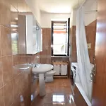 Apartment Isola Dei Fiori