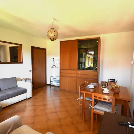 Isola Dei Fiori By Holidays Lm *