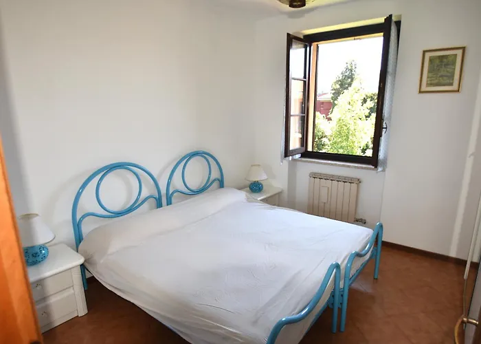 Isola Dei Fiori Apartament *