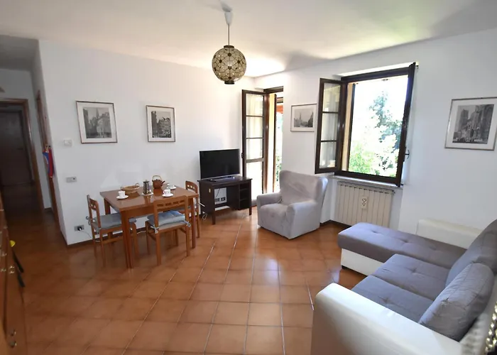 Apartment Isola Dei Fiori *